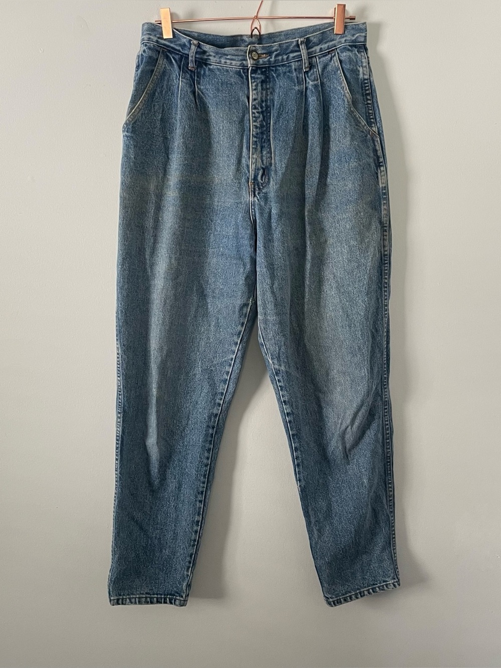 Vintage 90s Bill Blass Light Stone Wash Pleated High Rise Mom Jeans Size 16